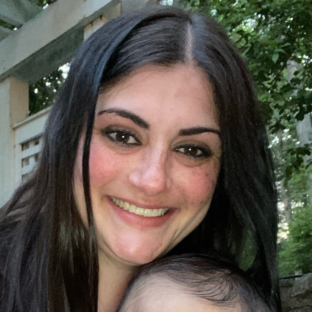 Meet your Posher, Laura